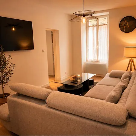 Appartement centre-ville, à deux pas de la gare et des commerces * Aurillac